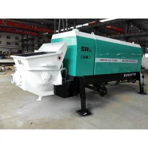 camion pompe à béton prêt à l'emploi