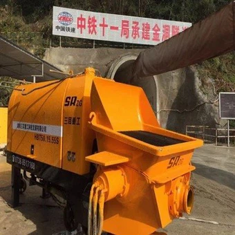 machine à pompe pour couler le béton